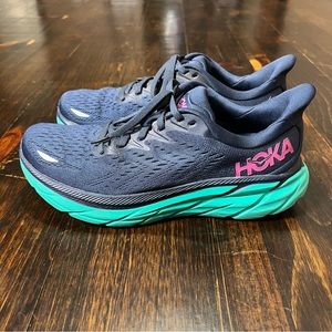 Woman’s Hoka One One Shoes Size 7.5
